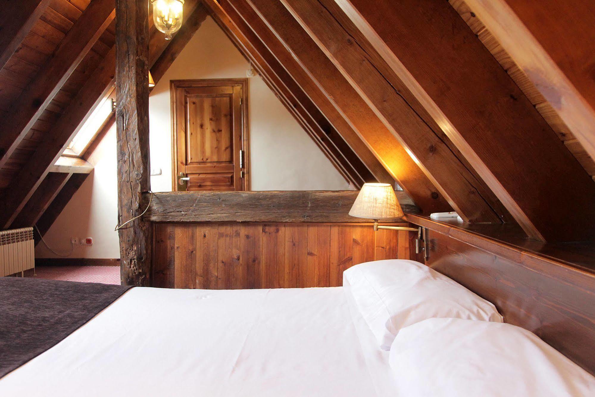 Hotel Chalet Bassibe by Silken Baqueira Beret Eksteriør billede