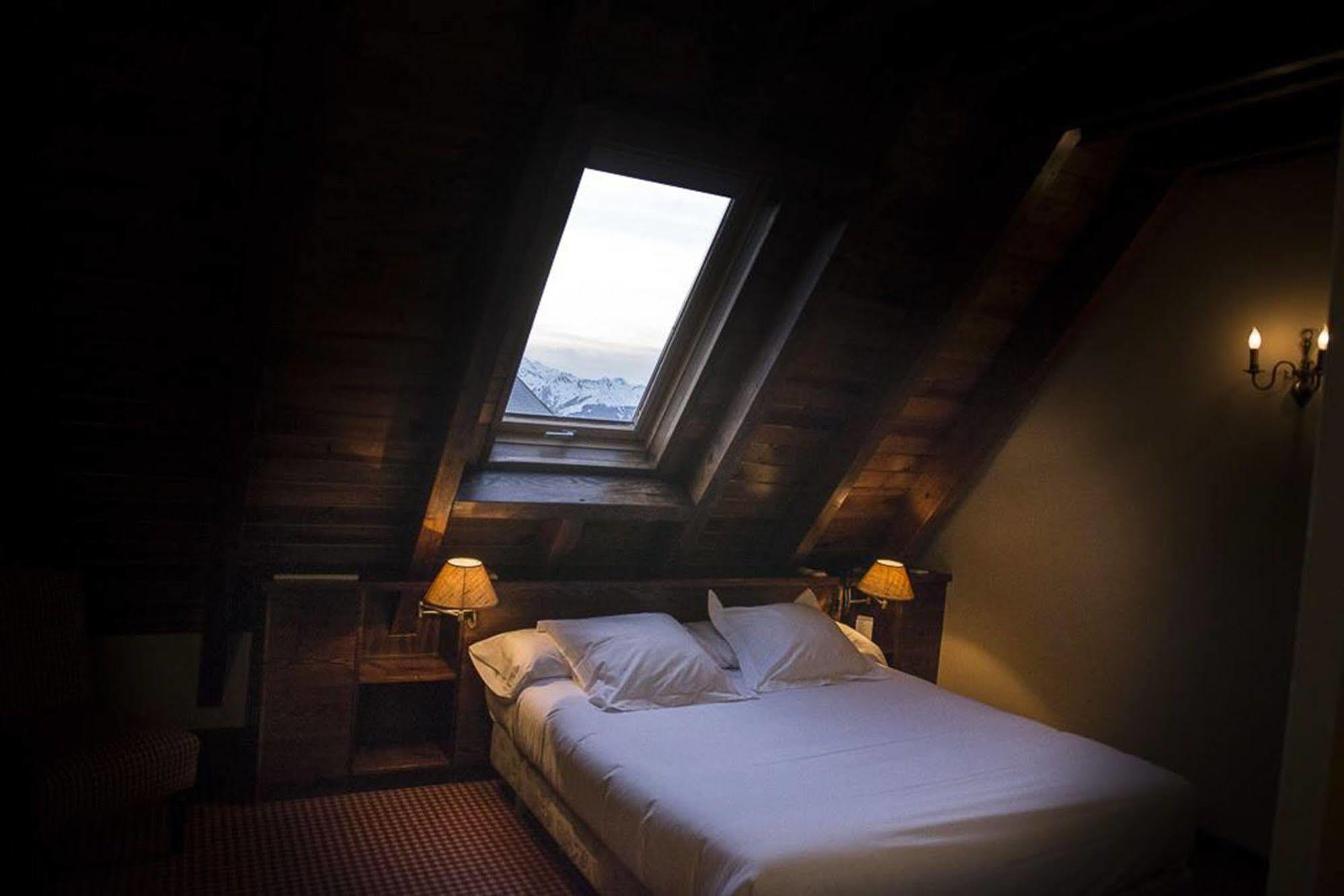 Hotel Chalet Bassibe by Silken Baqueira Beret Eksteriør billede